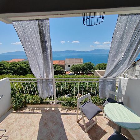 Apartmani Ankora Brist Bagian luar foto