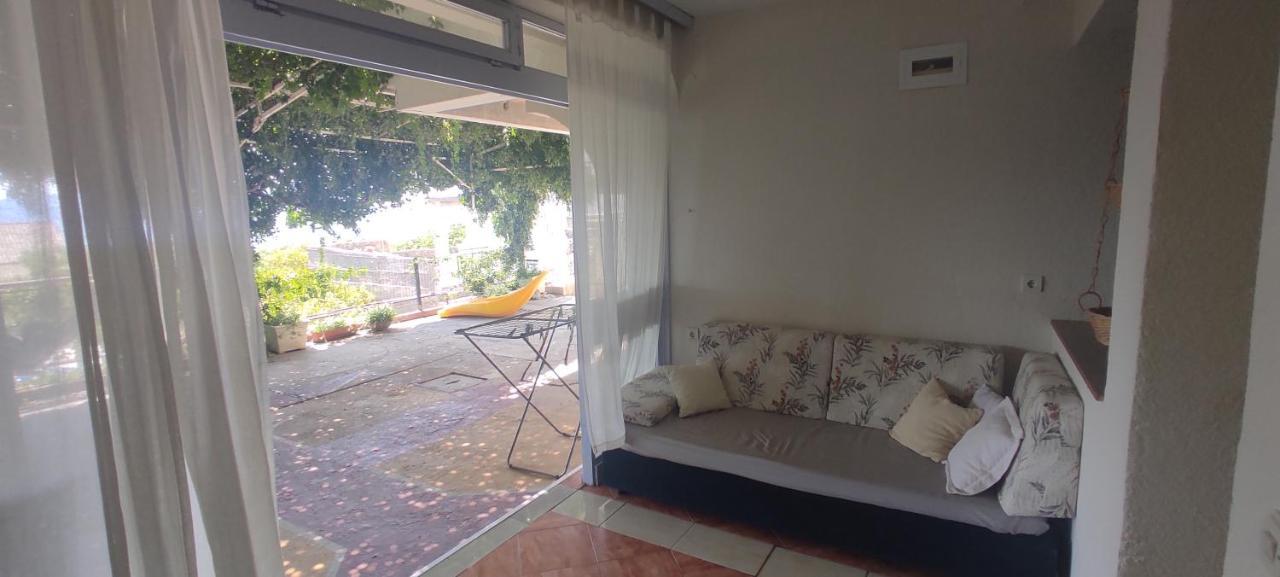 Apartmani Ankora Brist Bagian luar foto