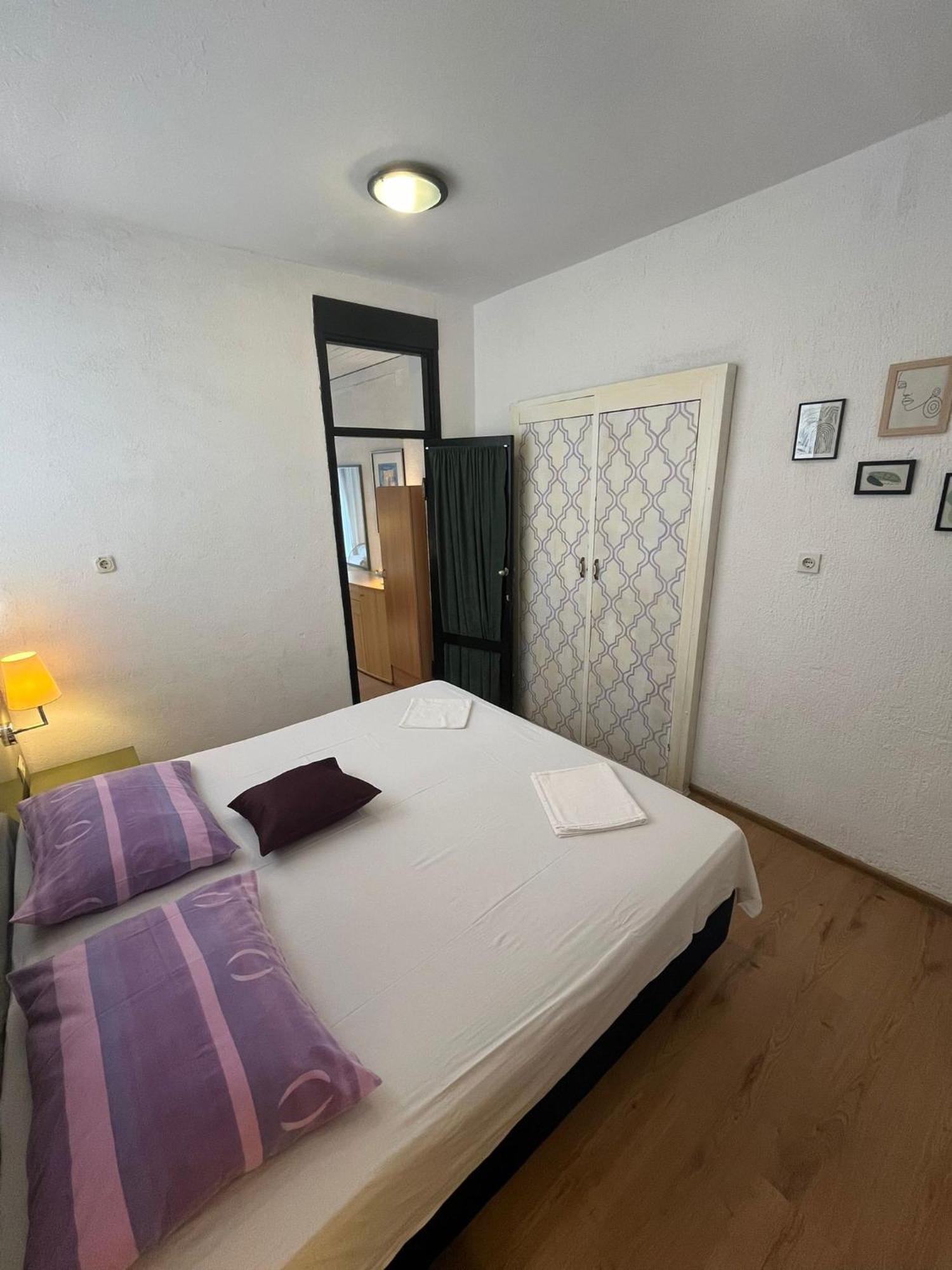 Apartmani Ankora Brist Ruang foto