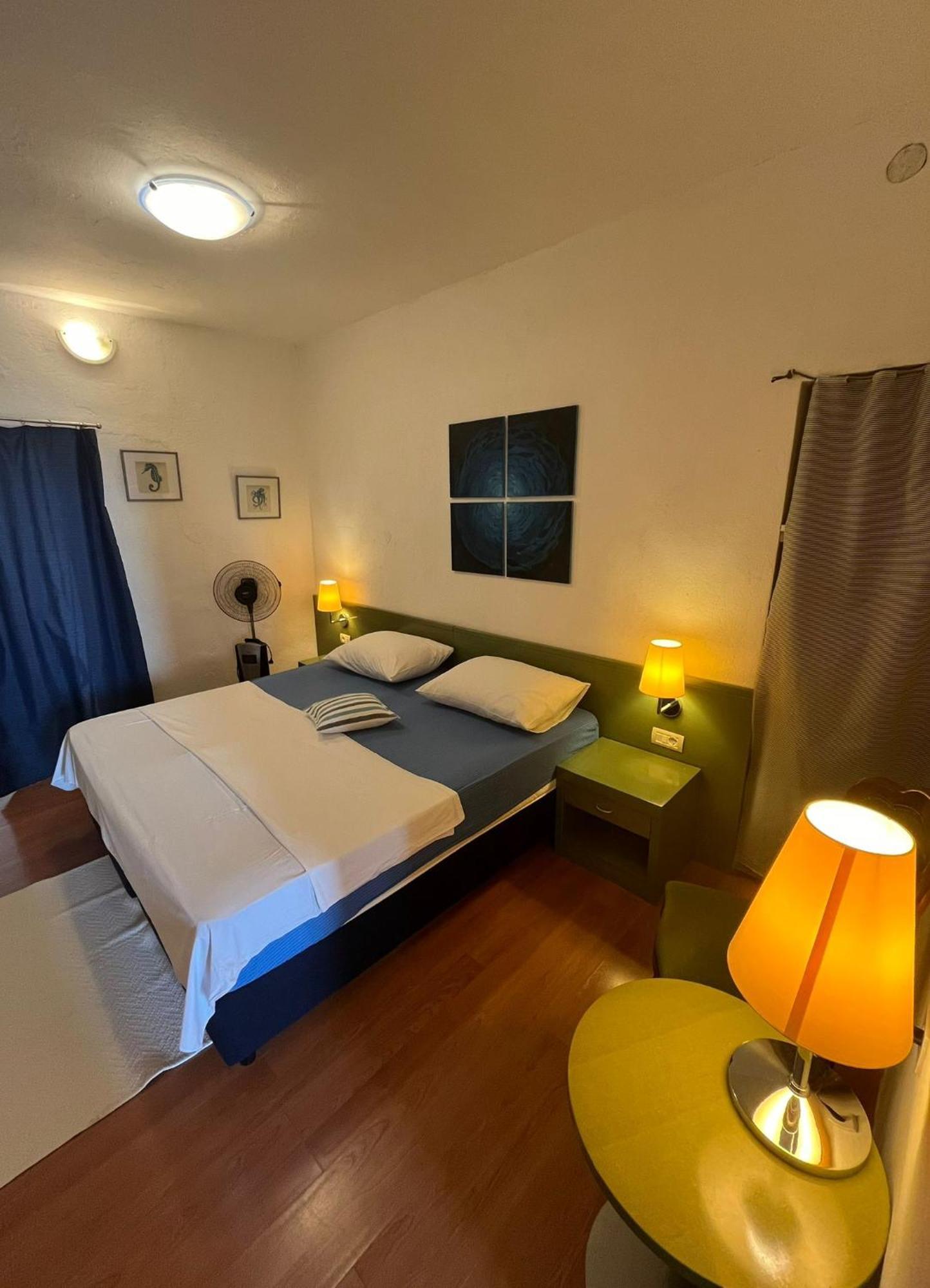Apartmani Ankora Brist Ruang foto