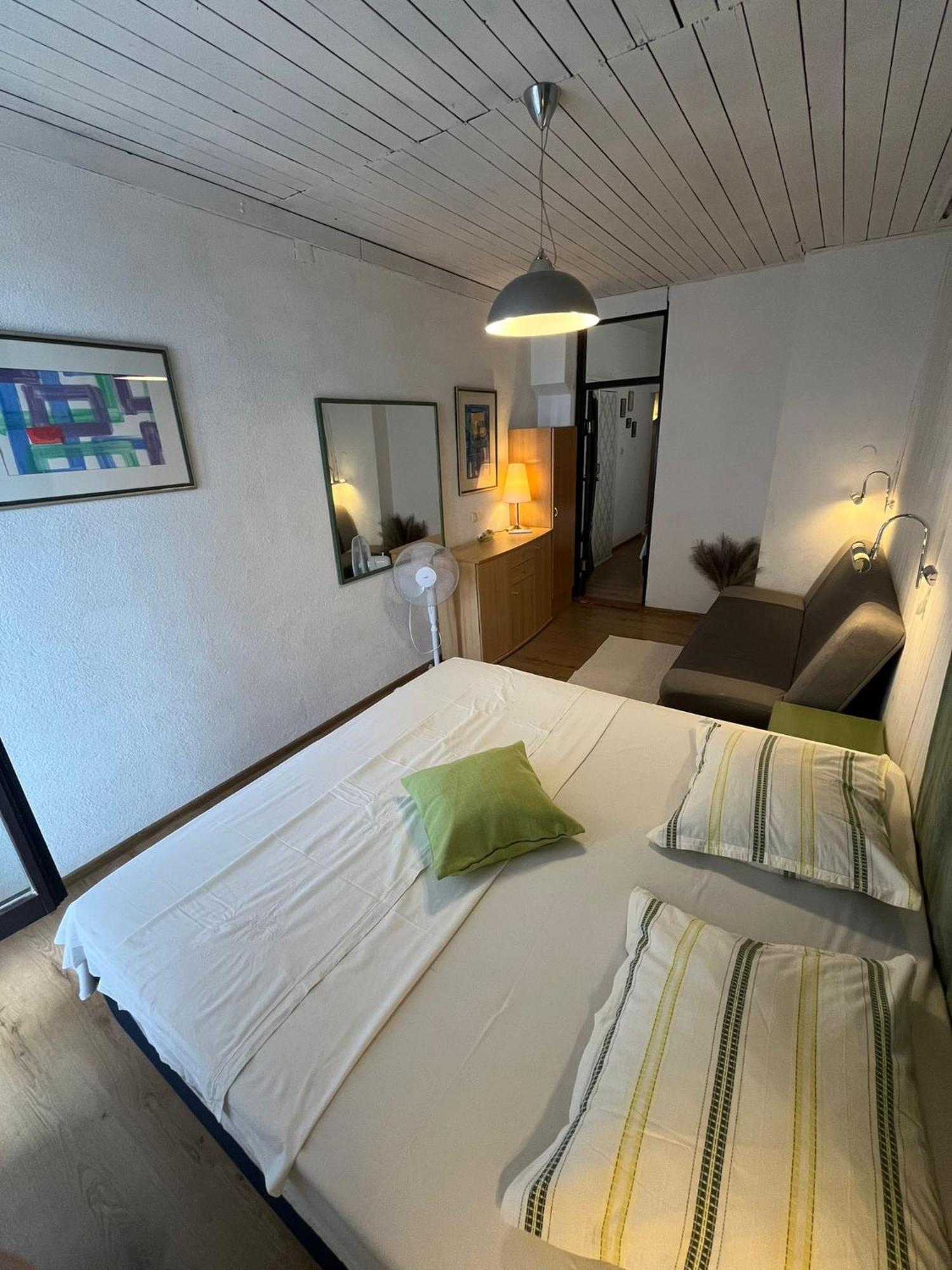 Apartmani Ankora Brist Ruang foto