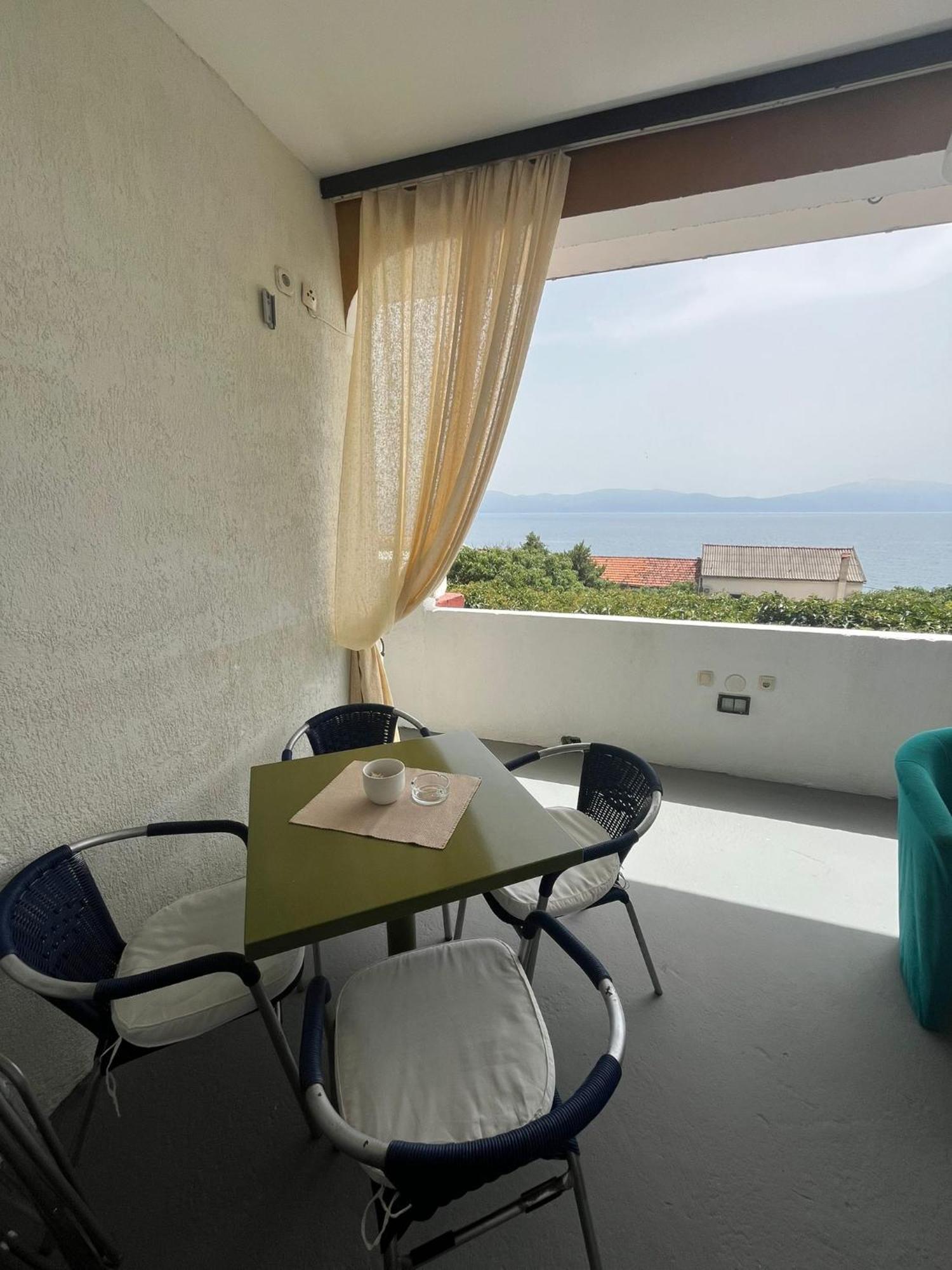 Apartmani Ankora Brist Ruang foto